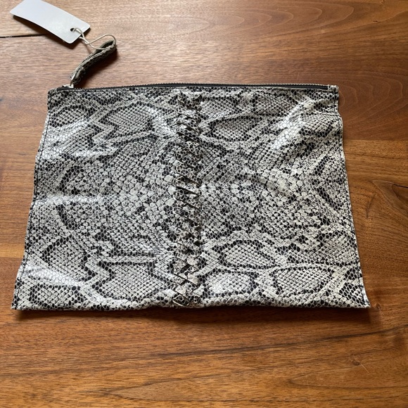 Little purse, makeup bag, NWT. Set of 2 - Picture 4 of 9